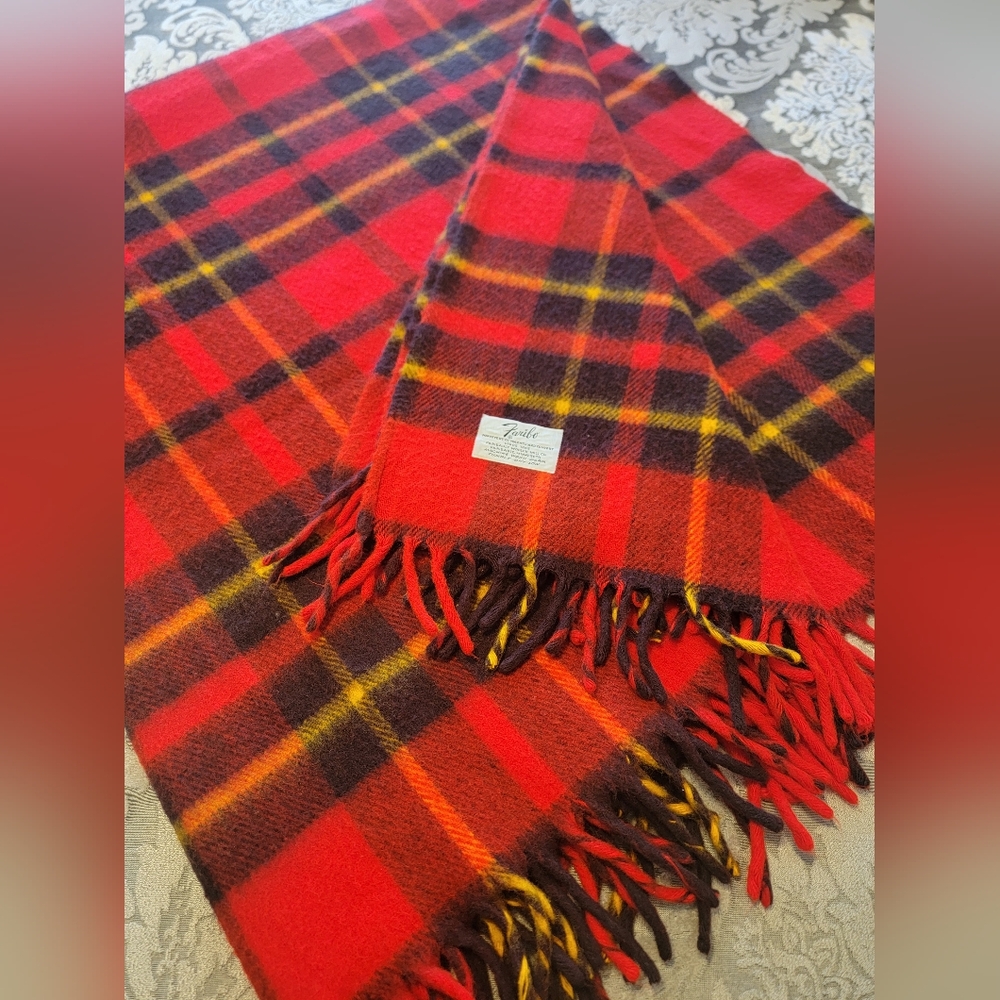 Tailgate Ready Vintage Plaid Staidum Blanket! EZ Care!